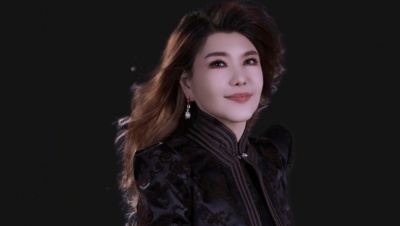 乌兰图雅 - 战马奔腾