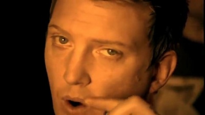 Queens of the Stone Age - Make It Wit Chu