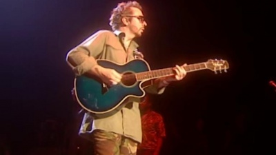 Eurythmics - I Love You Like a Ball and Chain