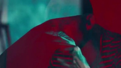 Machine Gun Kelly、Leroy Sanchez - Gone