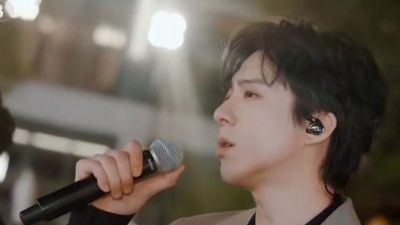 胡夏、白举纲、陆虎、希林娜依高、摩登兄弟刘宇宁、杨帆、杨宗南 - 我们同唱一首歌