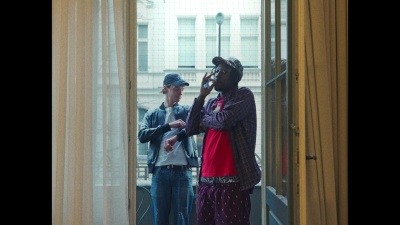 Kwam.e、Makko、Ove - Zu bequem