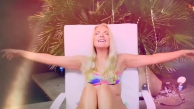 Lian Ross - Enjoy Yourself
