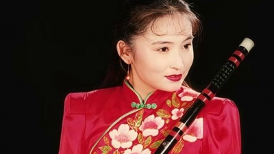 杨春林、曾格格、中国音乐家大系、北京月光民族乐团 - 春风遍江南 (曲笛)