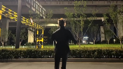 乖守 - 4点的海棠花未眠