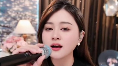 豆豆果 - 《爱到尽头我们走散在人海》龙翼