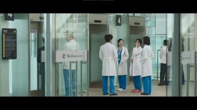 고윤정、신시아、강유석、한예지 - 달리기 (A Race)