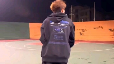 雩 - 你总睡这么早 晚上睡不着我无聊要死喽
