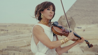 Lindsey Stirling、Shuba - Evil Twin