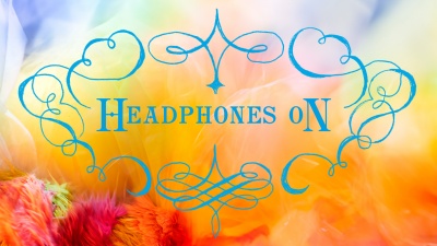 Addison Rae - Headphones On