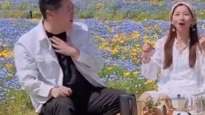 豆豆果 - 《花自向阳开》三个老师组合