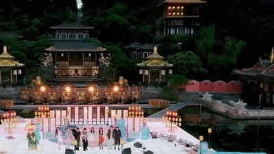 马凡舒、王铮亮、弦子、JA符龙飞、胡夏、希林娜依高、白举纲、赵麟 - 中国人
