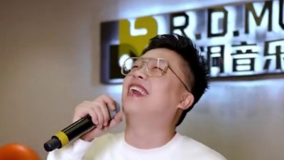 豆豆果 - 《我看上的姑娘》红孩儿
