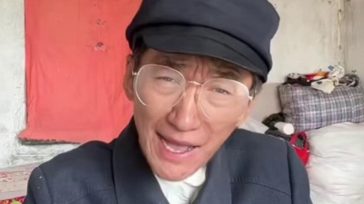 豆豆果 - 《恰逢那年你明媚》灯叔