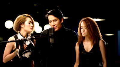 Bird ThongChai、New Jiew - FOON
