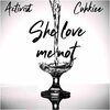 Activist、Cuhkiee - She Love Me Not