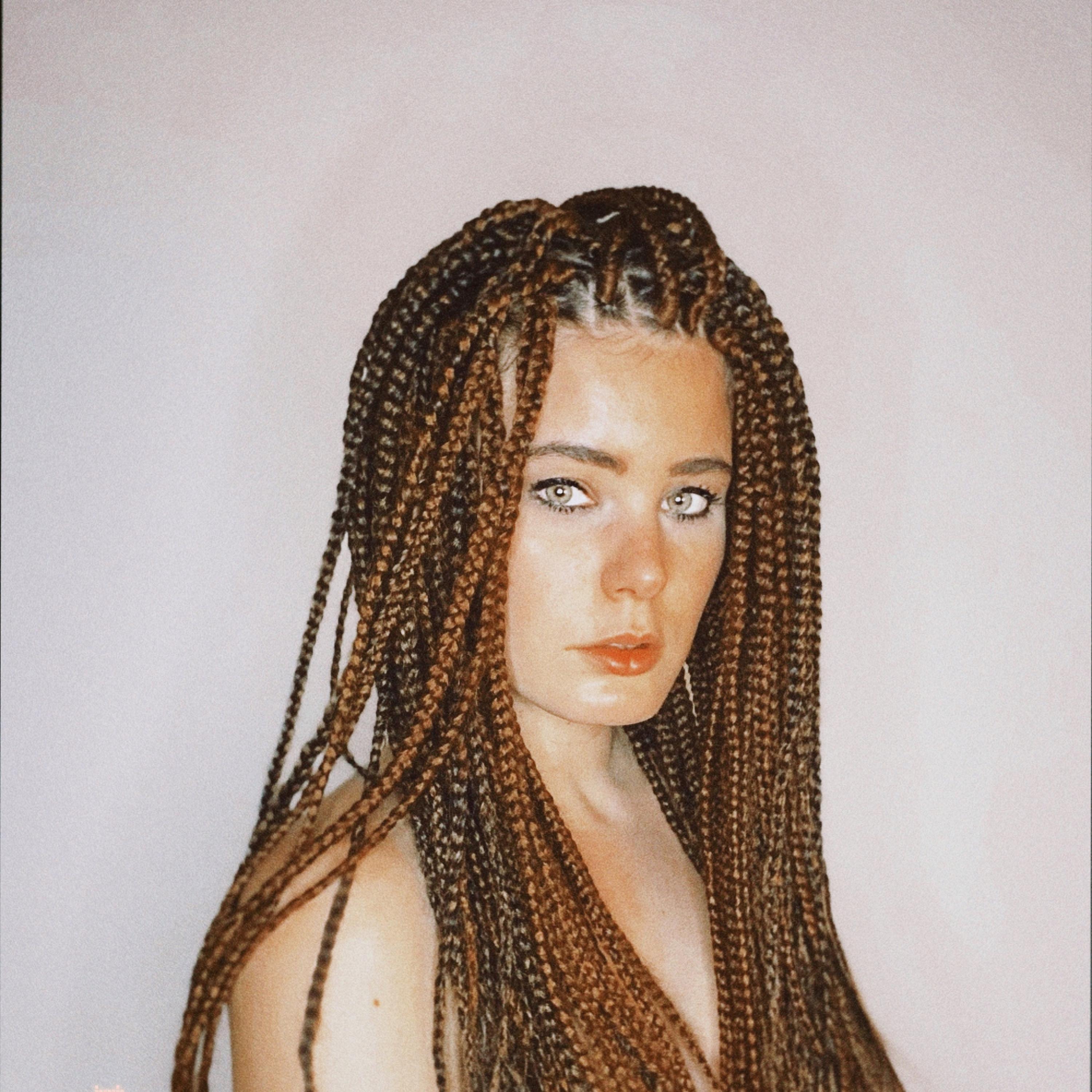 pauline - Loin de moi