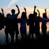 Theresa、RETALL、EMMA、Annika、Robin、Laura - Wir (feat. Robin Emma Theresa Annika Laura & Lukas)