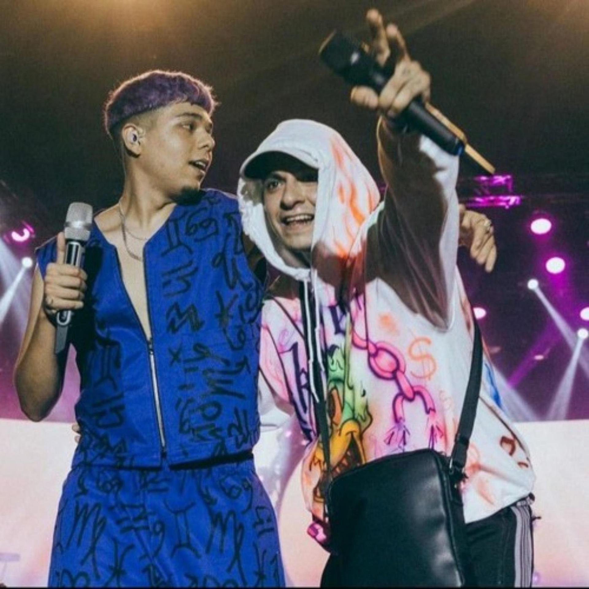 Filtro weas、Pikette23、Gianluca、Pikete23mil、Giianluca - Tight (feat. Pikete23mil & Giianluca)