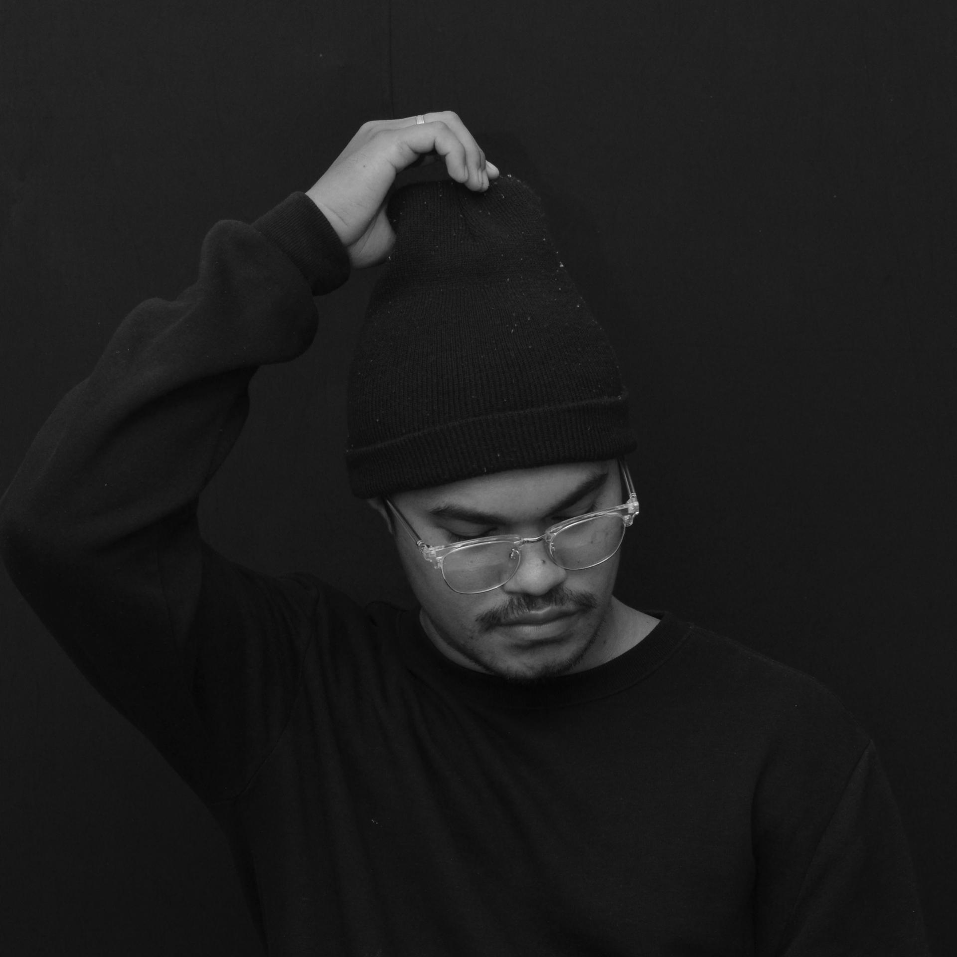 RICARDO TUNYANAN - Manyangkal Beta