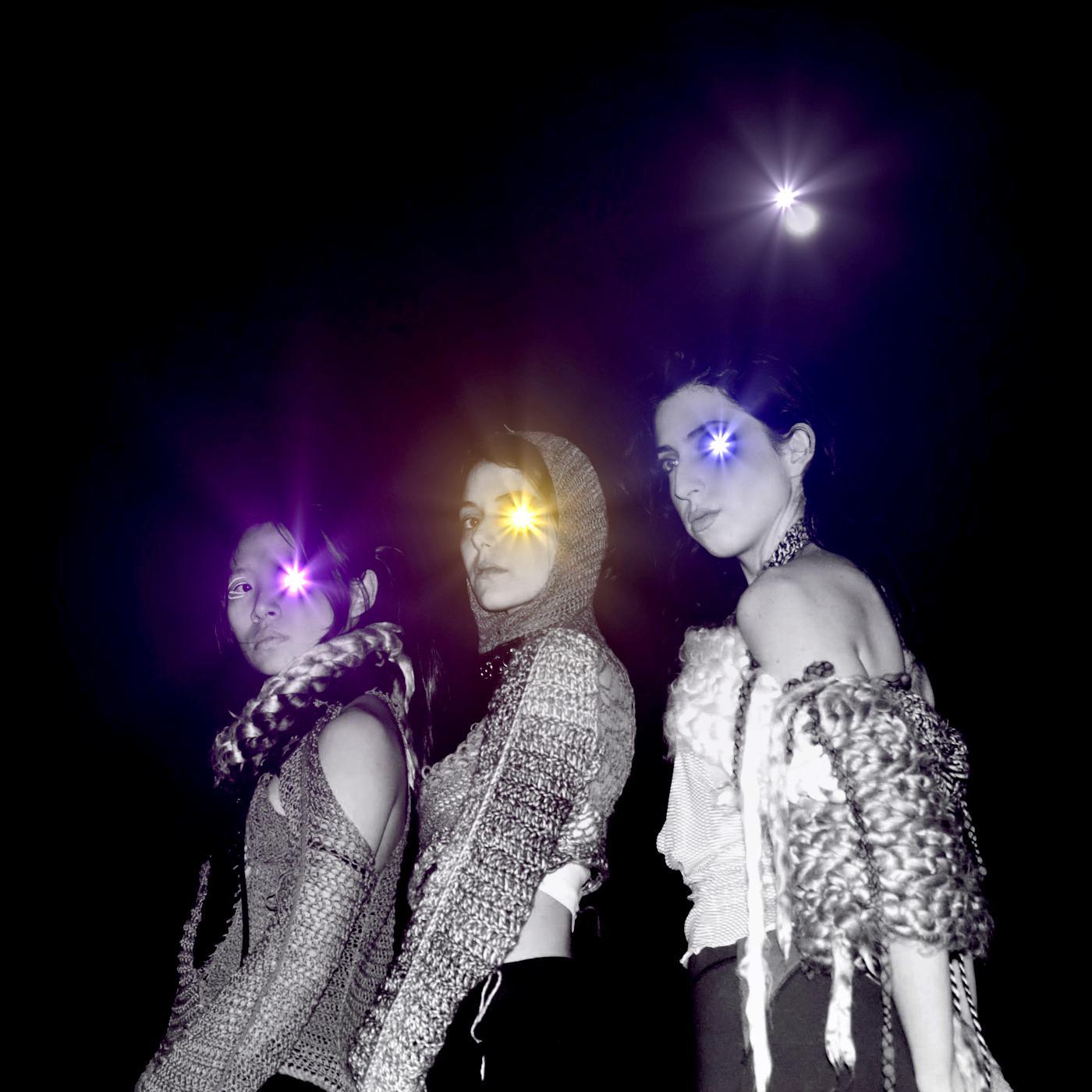 Slic、OCTOGON - Half Moon