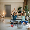 Yoga Playlist、Warm Crackle、Flow Meditation - Radiant Poses Ember Calm