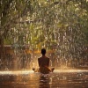 Momento de relax、Relajantes Olas De Nerja、Música para Cafeterías - Lluvia Calmante Para Aliviar El Estrés