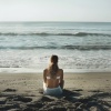 Meditación de música de spa、Vibraciones de la Naturaleza、Hombre 77 - Masaje De Ondas Reconfortantes