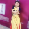 爱唱歌的朵朵 - 哈萨克少女