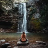 Ecos Celestiales、Camino a la Meditación、Relajación Zen Meditativa - Los Ritmos Suaves Y Tranquilos