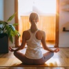 Ecos Celestiales、Mente en Calma Meditativa、Tranquilidad del Alma Meditativa - Conciencia Enfocada Como Un Láser