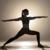 Budista cruel、Música de Relajación y Yoga、Música para Meditación y Yoga - Flujo Armonioso De Estiramiento