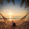 Almuerzo tranquilo y suave、Paz en streaming、Ecos Relajantes - Caminos Sonoros Reparadores