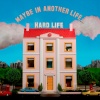 BENEE、Easy Life - OTT