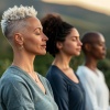 Heaven on Earth Instrumental Universe、Meditation Music Beats、Meditate by Moonlight - Soulful Ambient Tunes