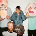 Little Dragon、starRo - Seconds (starRo Remix)