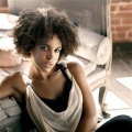 laura izibor - Don't Stay (Acoustic Session Version)