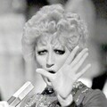 giorgio albertazzi、MiNa、Pino Calvi - Amore amore amore amore / Dicitencello vuje / Il cielo in una stanza / Non credere (24 dicembre 1969 Da 