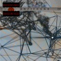 Max Cornflower、Dark Geometrique - Anziehung