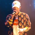 谣君 - 他
