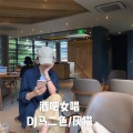 酒吧女唱