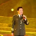 聂建华 - 穿上军装进山来