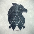 Skrux、Mona Moua - Hidden