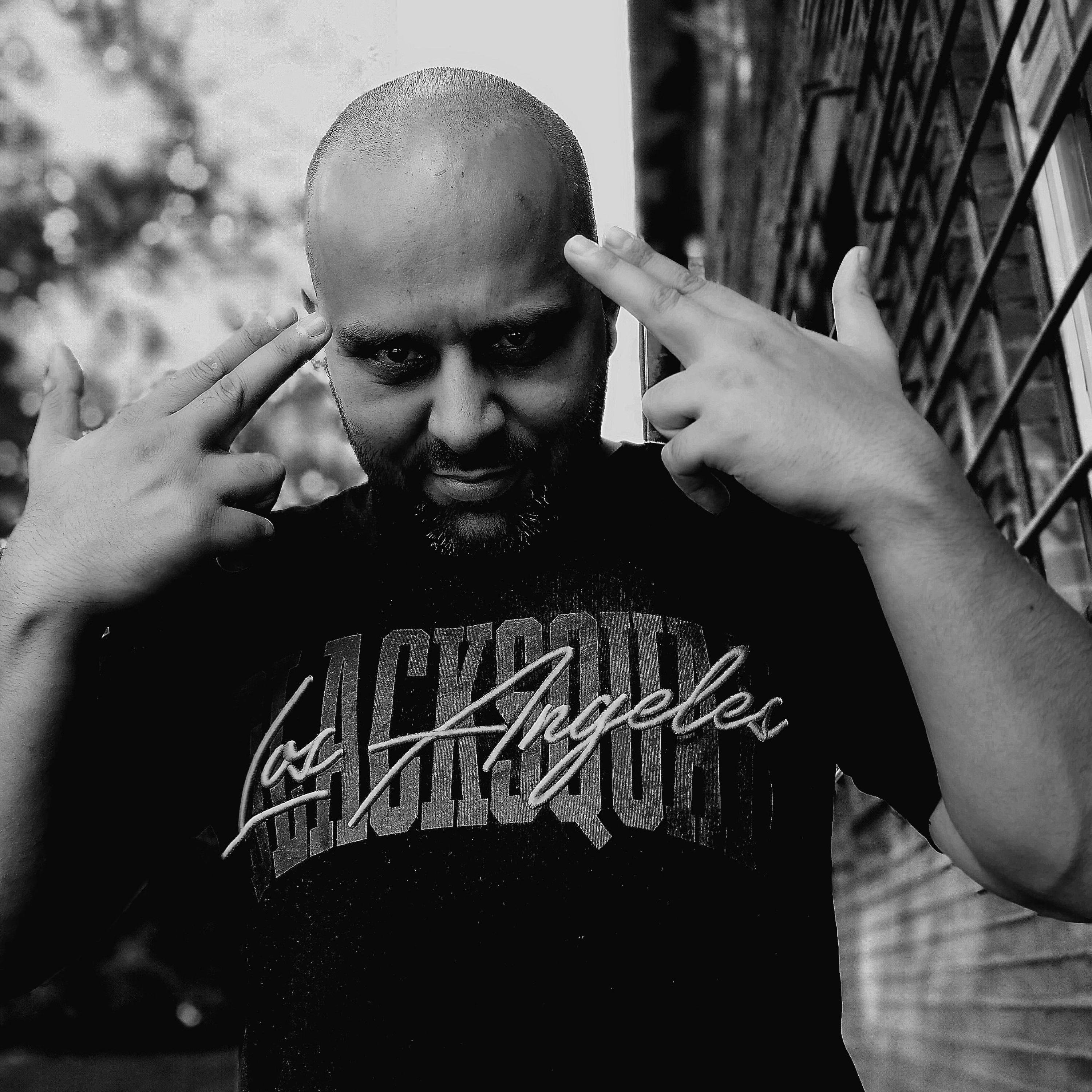 Gorilla Patrik - Nepřestávej (Explicit)