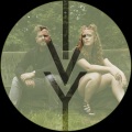 Ivy Grove、Meg Birch - Tick Tock (feat. Meg Birch)