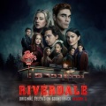 Riverdale Cast、Madelaine Petsch - Stupid Love (feat. Madelaine Petsch)