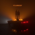 Mickey Valen、neverwaves - Fumes