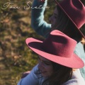 Rachèl Louise、Hadewych Minis、The Bluebirds、krystl - True Sister (feat. Hadewych Minis)