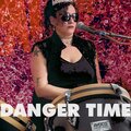 The Natch!、chris thomas - Danger Time (Explicit)
