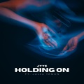JYYE、Julia Temos - Holding On
